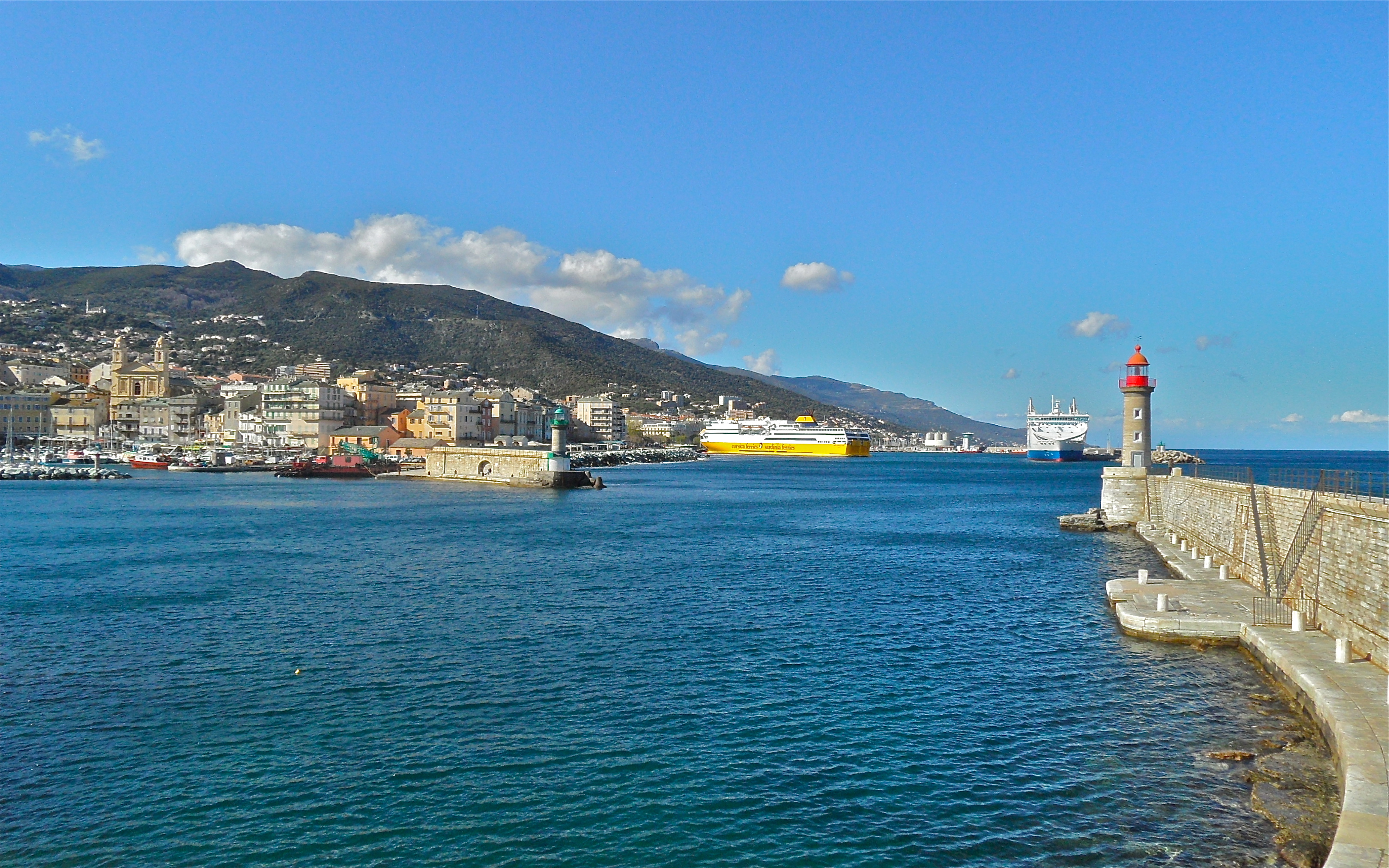 Où travailler à Bastia : coworking et spots pour bosser