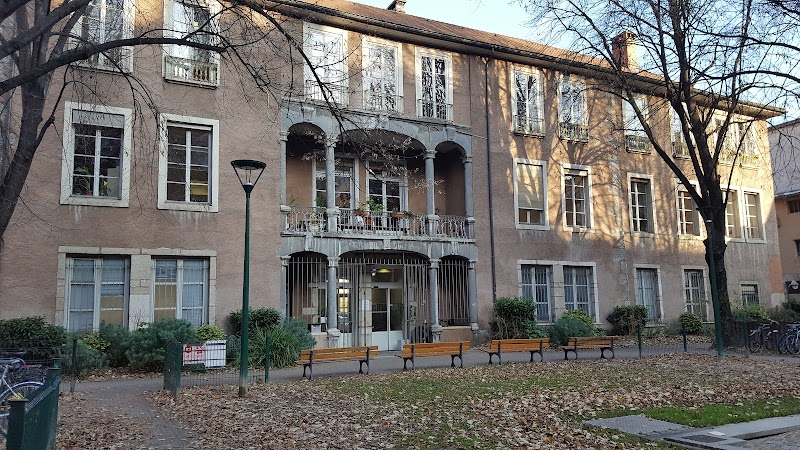 Les Minimes, Convivium l'Université Libre