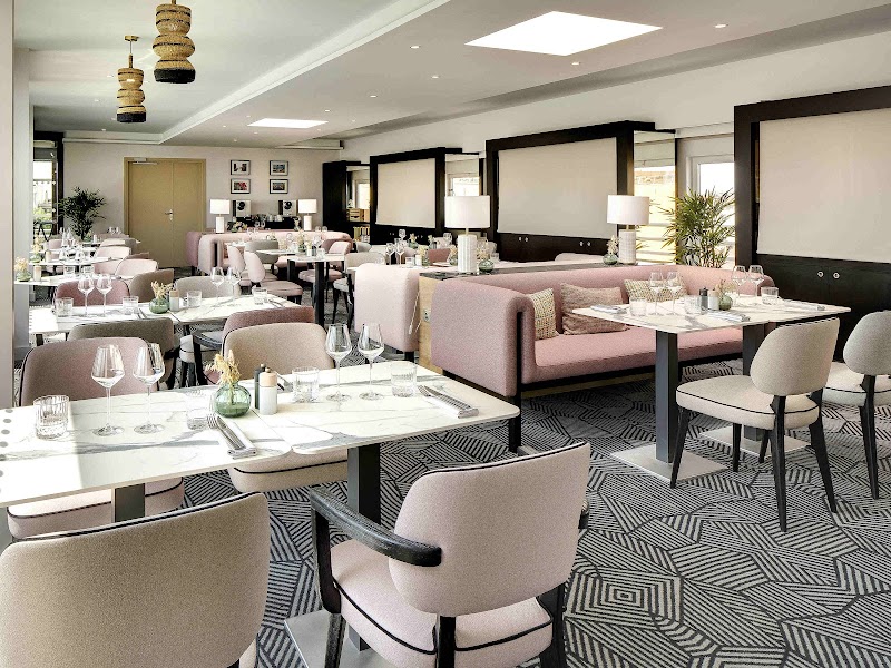 Rooftop Pullman Polygone