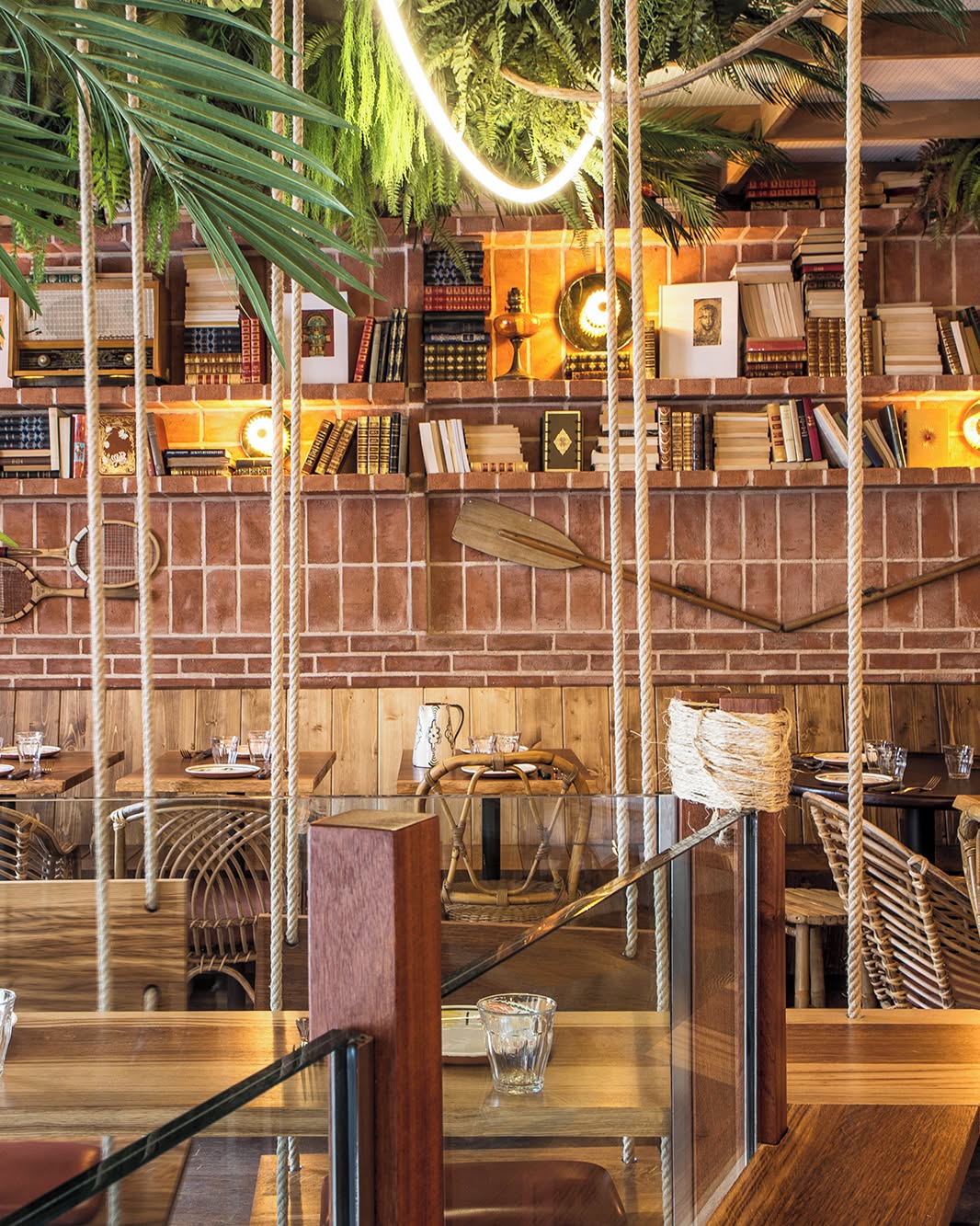 Photo 1 — Kozy Kanopé