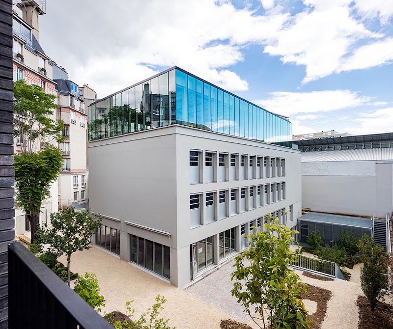 Deskopolitan Boulevard Voltaire