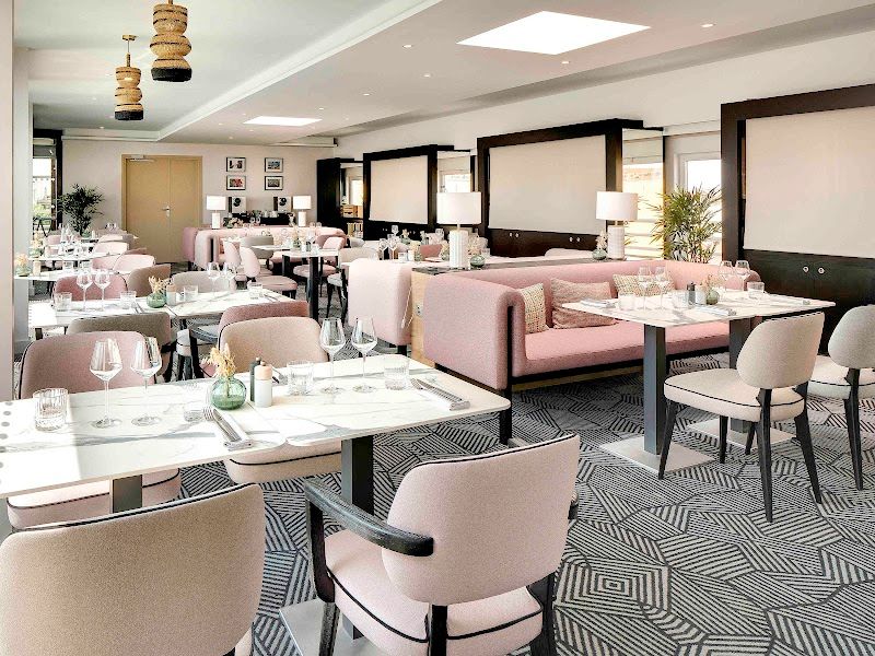 Rooftop Pullman Polygone