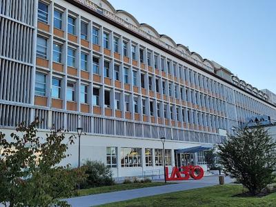 Le Lab'O Village By CA