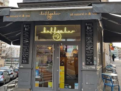 Kaffee bar 19