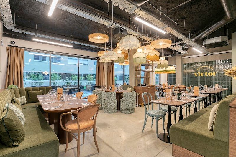 Sharies Reims Victor